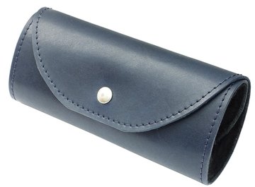 námořnická modrá